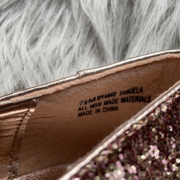 Rampage size 7.5M rose gold heels - Picture 3 of 5